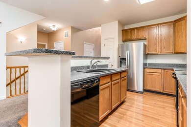 3255 Belstead Dr unit 3255, Grove City, OH 43123 - photo 5