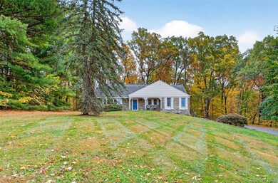 18 Birch Hill Dr, Poughkeepsie, NY 12603 - photo 2