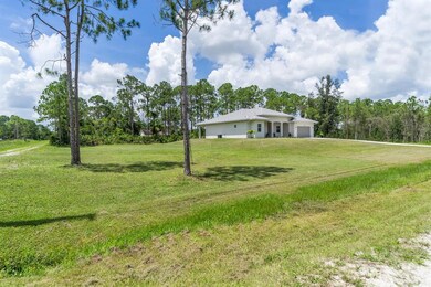 Spacious lot