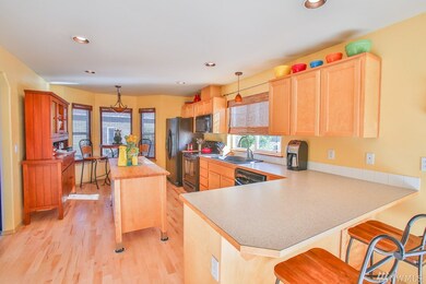 1220 Hansberry Ave NE, Orting, WA 98360 - photo 2