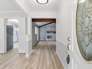 1811 Briarcrest Ln, Arlington, TX 76012 - photo 3