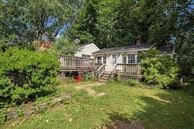 29 Tennyson St, Worcester, MA 01610 - photo 2