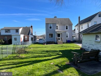 77 W Broadway Ave, Clifton Heights, PA 19018 - photo 3