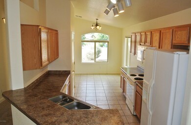 Eat-In Kitchen