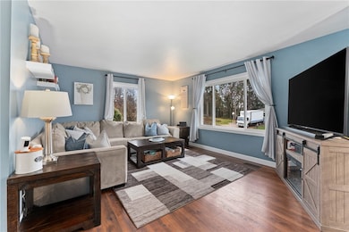 903 Roberts St, Altoona, WI 54720 - photo 3