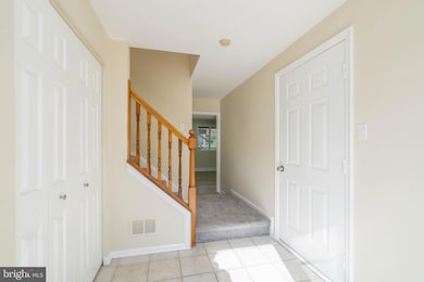 32 Chambord Dr, Newark, DE 19702 - photo 3