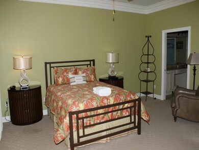 A12_masterbedroom