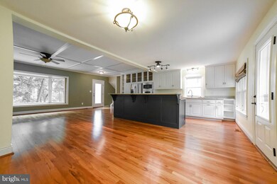 23713 W Patuxent Beach Rd, California, MD 20619 - photo 7