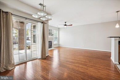 25320 Lake Mist Square unit 103, Chantilly, VA 20152 - photo 7