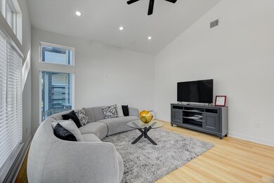 2614 Noble St, Houston, TX 77026 - photo 5