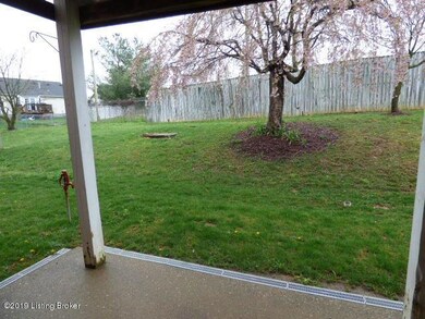 171 Central Blvd unit 27, Mount Washington, KY 40047 - photo 6