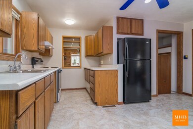 4668 Rome Corners Rd, Brooklyn, WI 53521 - photo 7