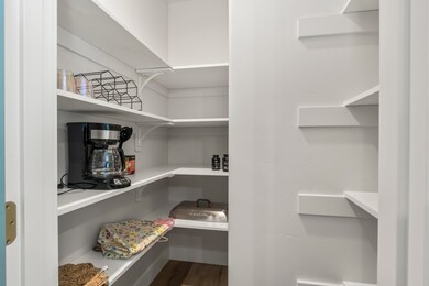 07. Pantry