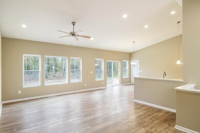 Living Room STG052-T1600-1