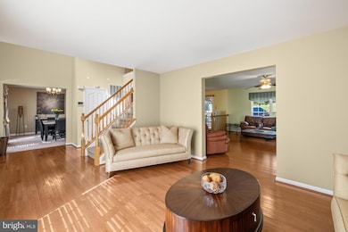 112 Farmbrook Ln, Hanover, MD 21076 - photo 4