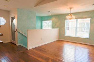 12438 Crystal Pointe Dr Unit-large-005-1
