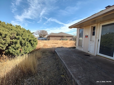 6219 22nd St, Lubbock, TX 79407 - photo 3