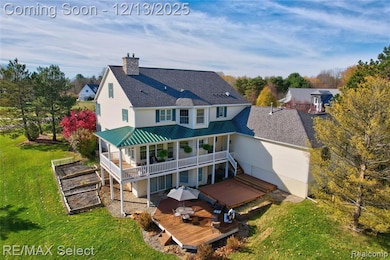 8211 Burleigh Rd, Grand Blanc, MI 48439 - photo 3