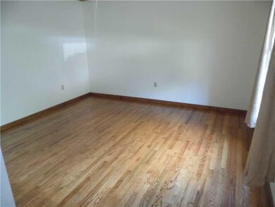 Living Room. Gorgeous Hardwood Floors