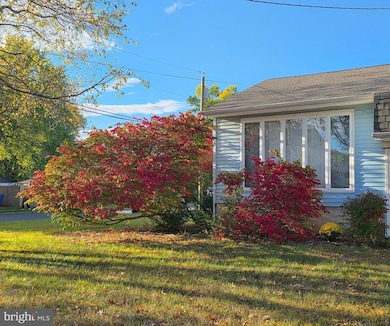 401 Cardinal Rd, Beverly, NJ 08010 - photo 5