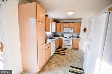 3107 Addition Ave, Knoxville, MD 21758 - photo 2