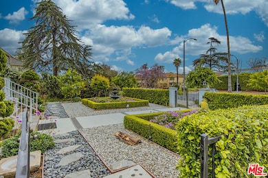 1944 Wellington Rd, Los Angeles, CA 90016 - photo 3