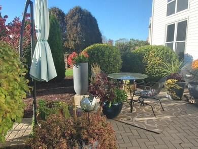 1960 W Downer Place, Aurora, IL 60506 - photo 4