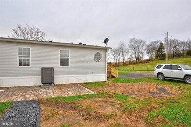 413 Misty Hill Ln, Berryville, VA 22611 - photo 7