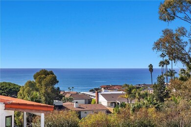 great ocean close views from the community deck