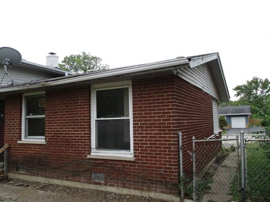 3218 Maple Ln, Hazel Crest, IL 60429 - photo 3