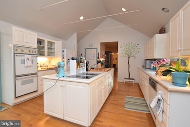 2415 Claremont Dr, Falls Church, VA 22043 - photo 2