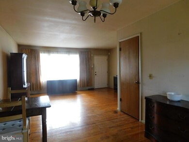 1904 Larch Ct, Edgewood, MD 21040 - photo 2