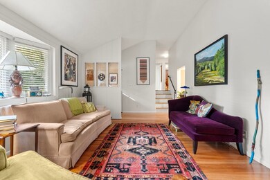 174 Middlesex Rd, Chestnut Hill, MA 02467 - photo 4