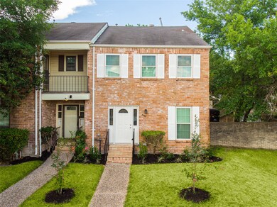 5752 Maple Hill Dr, Houston, TX 77088 - photo 3