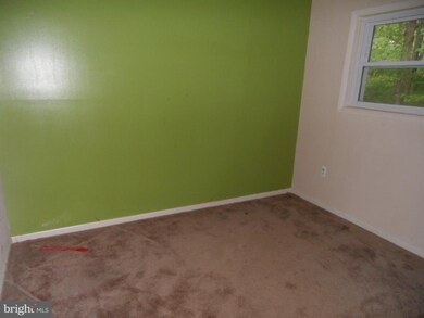 6411 Valley Park Rd, Capitol Heights, MD 20743 - photo 5