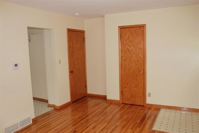 1912 Waterloo Rd, Cedar Falls, IA 50613 - photo 4