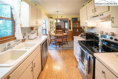 Kitchen entrance
