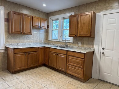 1503 State St, New Haven, CT 06511 - photo 3