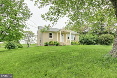 12001 Prices Distillery Rd, Damascus, MD 20872 - photo 3