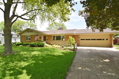 224 Alschuler Dr, Aurora, IL 60506 - photo 2