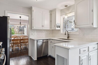 16520 Canterbury Dr, Minnetonka, MN 55345 - photo 4