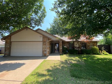 1109 S 33rd St, Broken Arrow, OK 74014 - photo 3