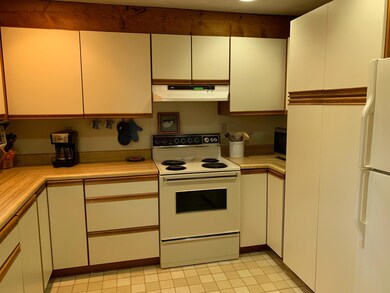 137 Whippoorwill Cir, Mashpee, MA 02649 - photo 6