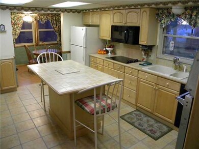 949 Lornaberry Ln, Columbus, OH 43213 - photo 4