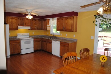 90 Mount Pleasant View Ave, Cumberland, RI 02864 - photo 6