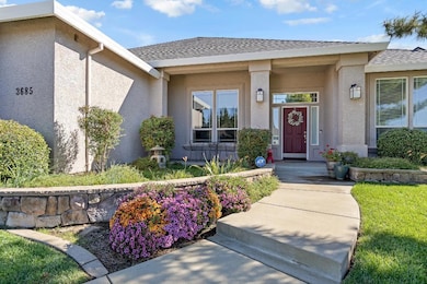 3685 Wimbledon Dr, Redding, CA 96002 - photo 3