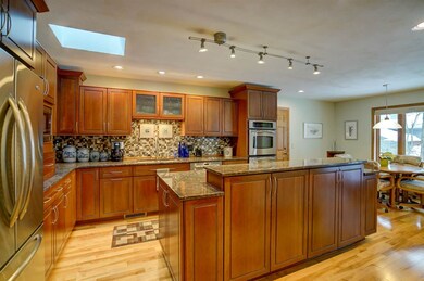 1867 Briarwood Ln, Fitchburg, WI 53575 - photo 7