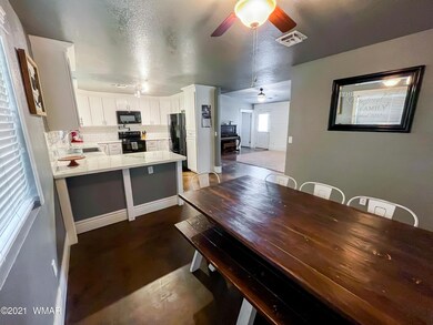 Dining/Kitchen
