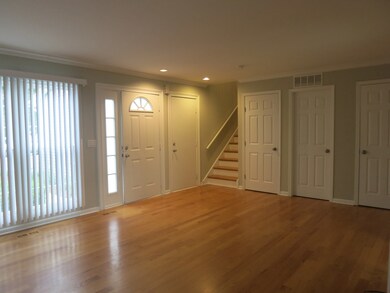 255 Allegro Ln unit 246, Carol Stream, IL 60188 - photo 2