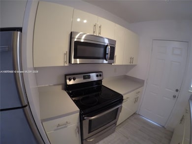 525 79th St unit 4, Miami Beach, FL 33141 - photo 4